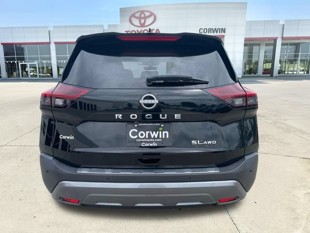 Used 2023 Nissan Rogue SL AWD/4WD image 4