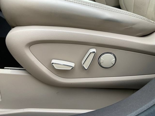 Used 2021 Lincoln Nautilus FWD w/ Equipment Group 101A image 16