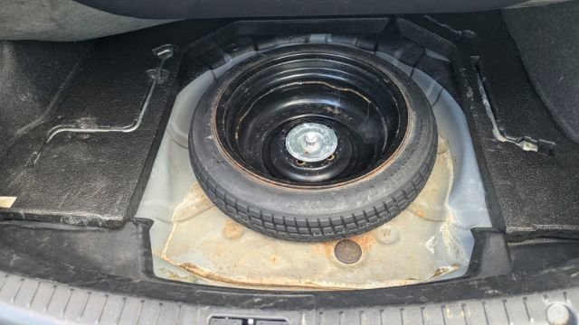Used 2012 MAZDA MAZDA3 i Touring FWD image 14