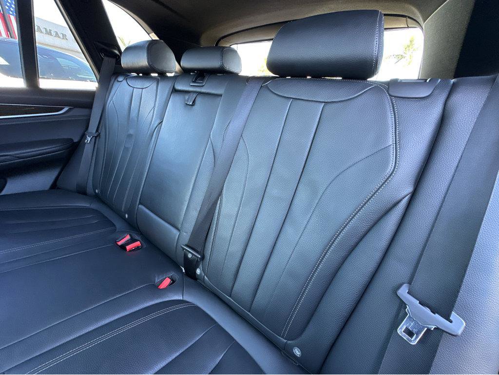 Used 2018 BMW X5 xDrive40e image 9