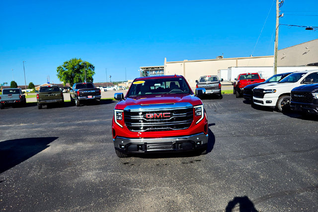 Used 2026 GMC Sierra 1500 SLT w/ SLT Premium Plus Package AWD/4WD image 2