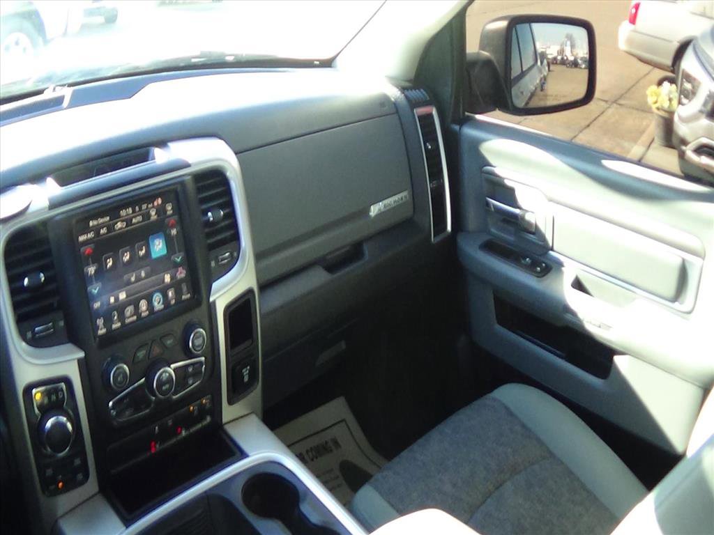 Used 2016 RAM 1500 Big Horn image 12