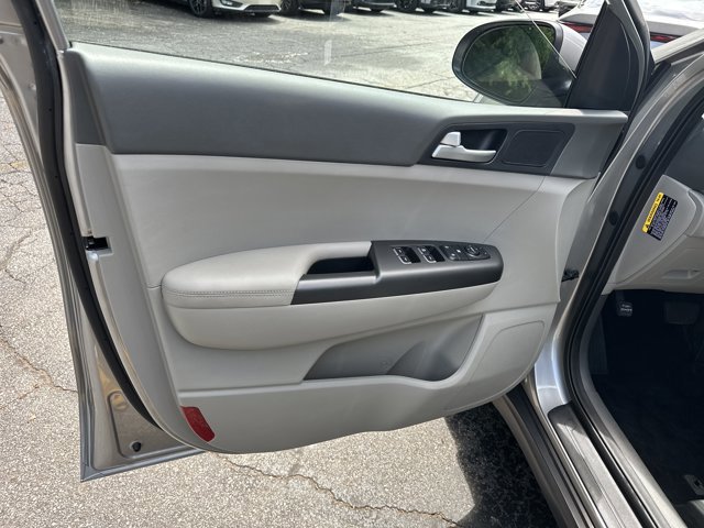 Certified 2019 Kia Sportage LX FWD image 10