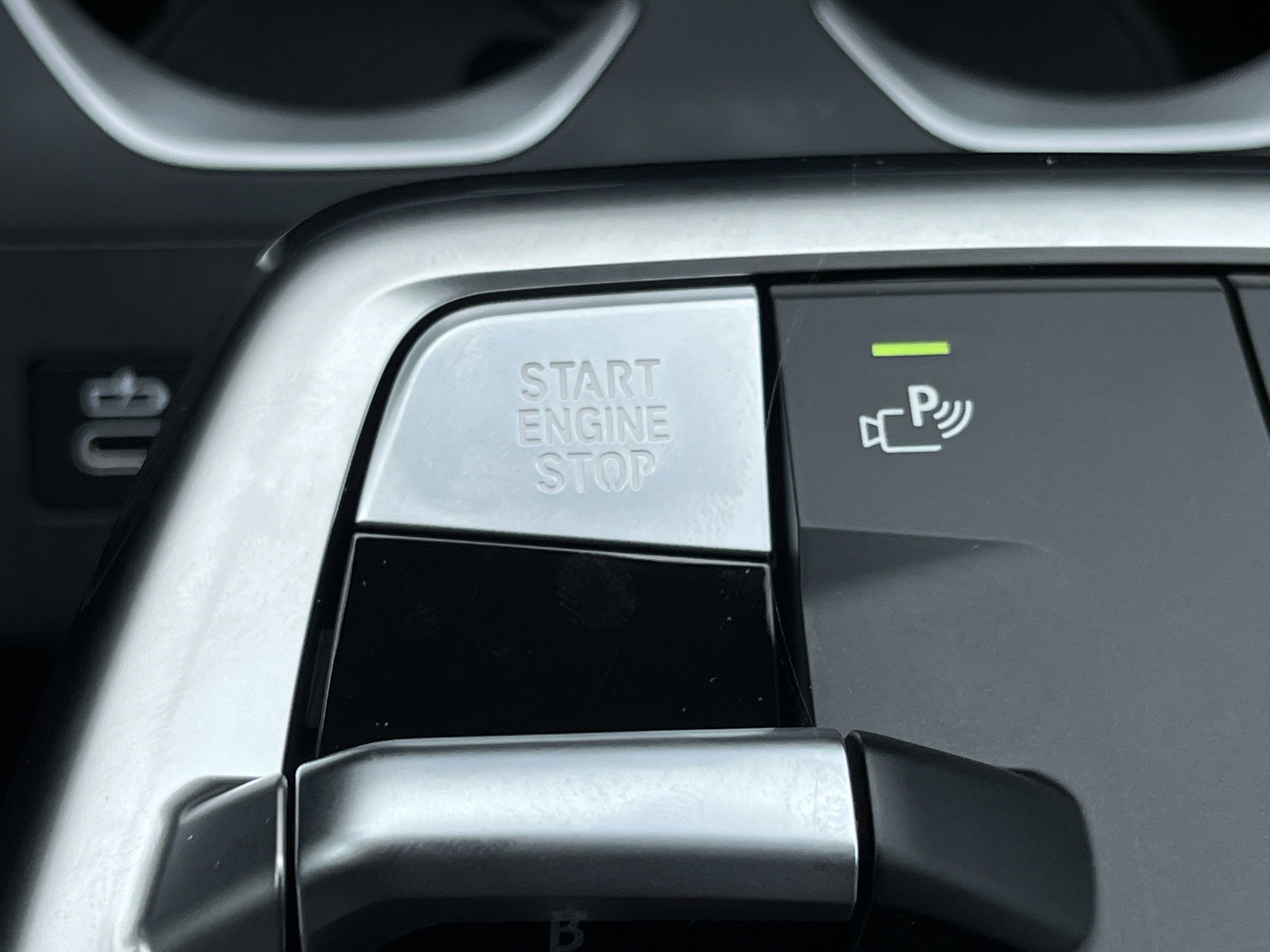 New 2025 BMW X1 xDrive28i w/ Technology Package image 12