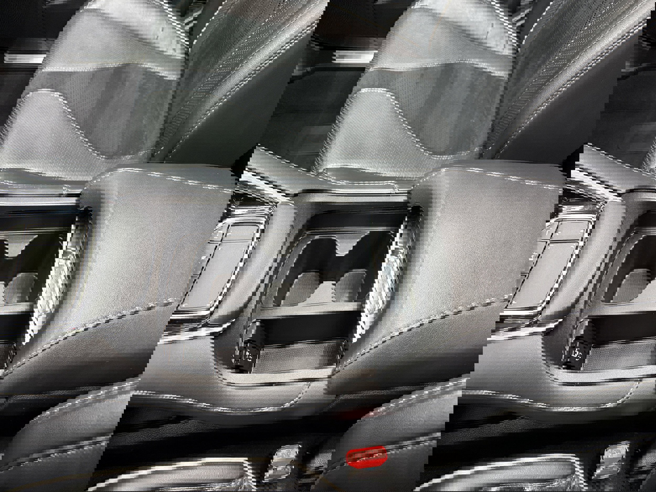 Used 2020 Acura RDX A-Spec image 6