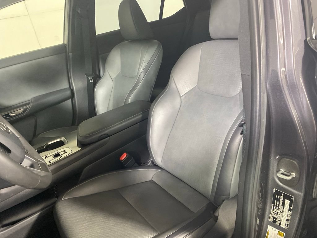 Certified 2023 Lexus RZ 450e Premium w/ Accessory Package (P5) AWD/4WD image 13