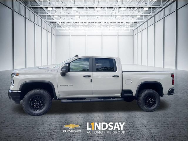New 2026 Chevrolet Silverado 2500 ZR2 AWD/4WD image 5