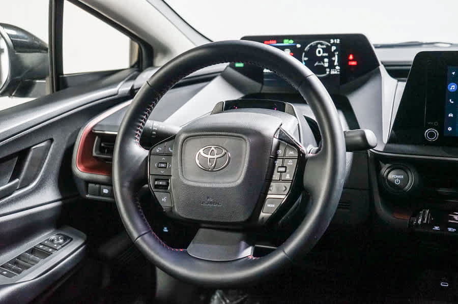Used 2026 Toyota Prius Plug-In Hybrid FWD image 16