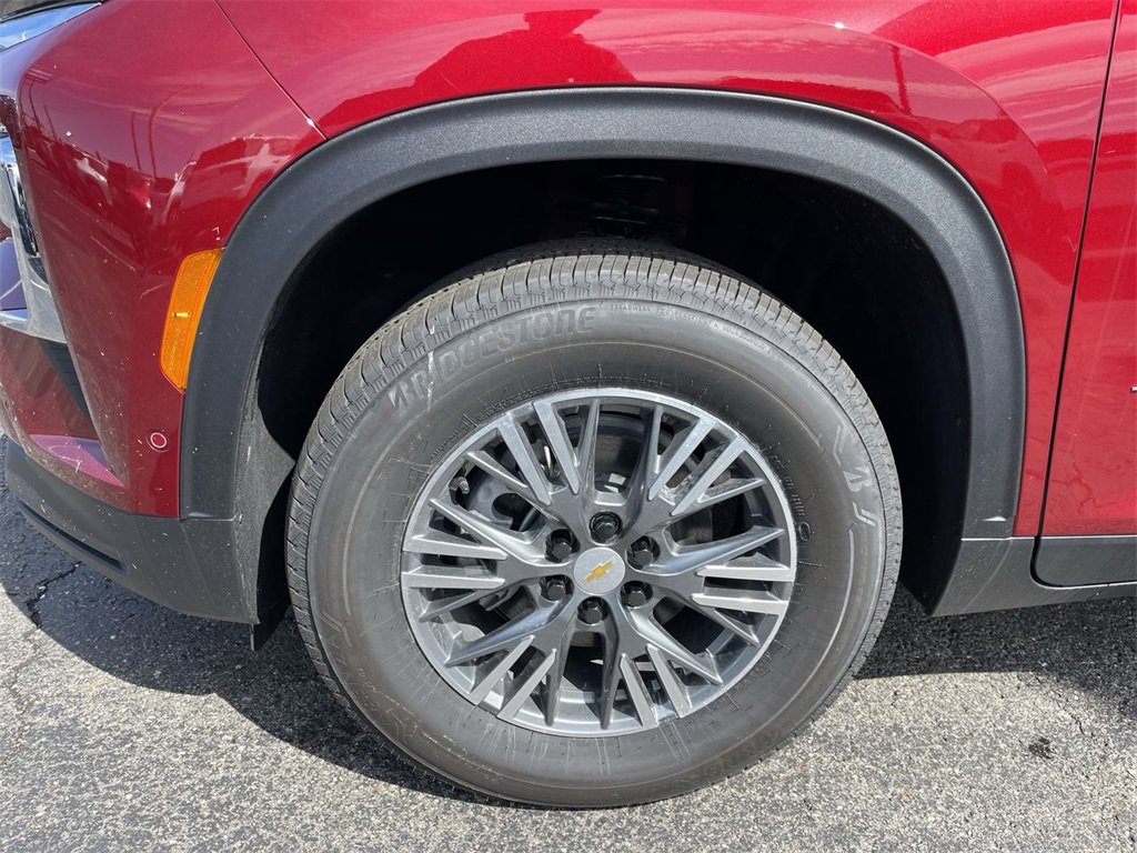 New 2025 Chevrolet Traverse LT w/ Enhanced Driving Package image 10