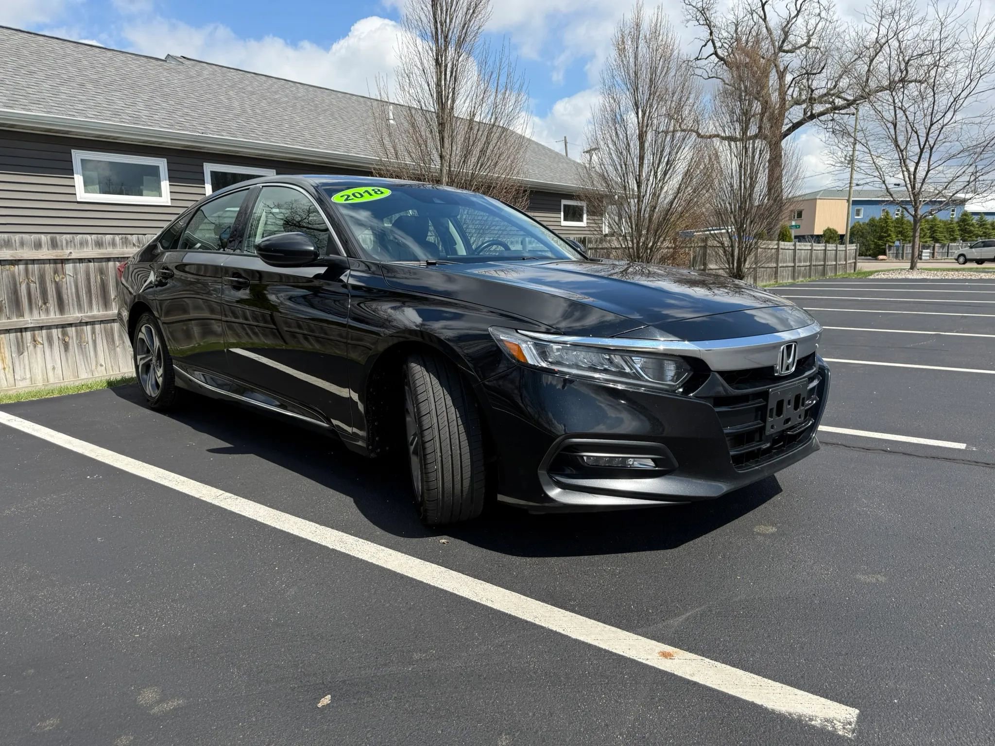 Used 2018 Honda Accord EX-L image 2