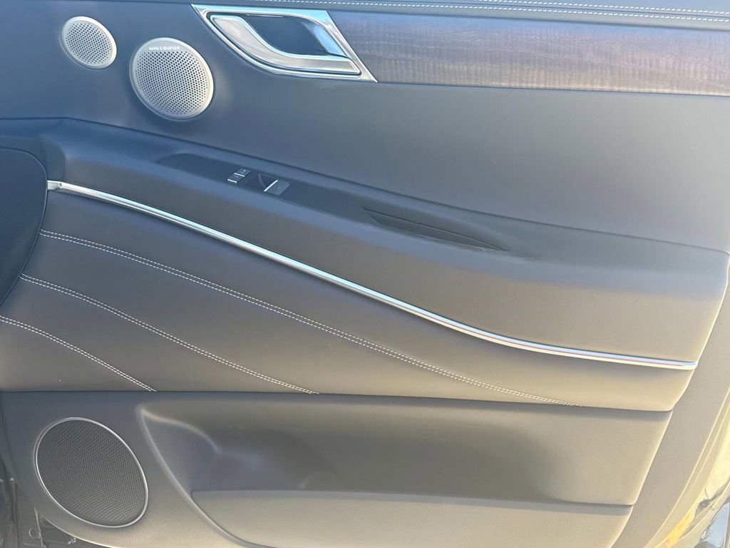 New 2026 Genesis GV80 3.5T Advanced image 16