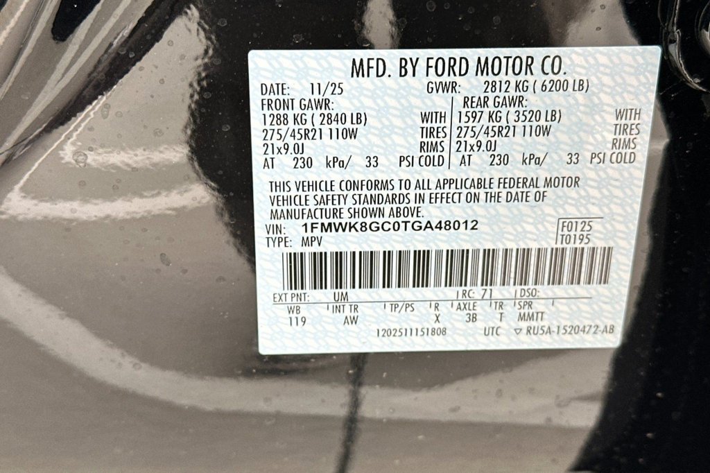 Used 2025 Ford Explorer ST-Line w/ Premium Package RWD image 43