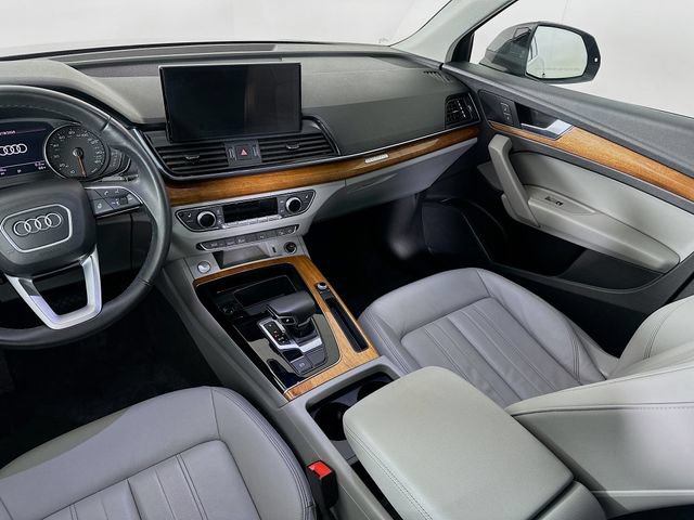 Used 2023 Audi Q5 2.0T Premium w/ Convenience Package AWD/4WD image 28
