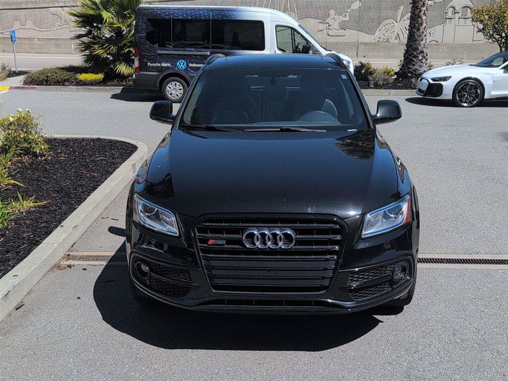 Used 2017 Audi SQ5 Premium Plus w/ Technology Package AWD/4WD image 3