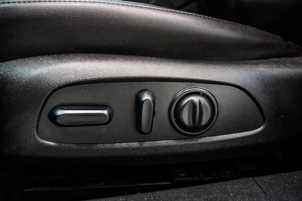 Used 2024 Chevrolet Malibu LT FWD image 7
