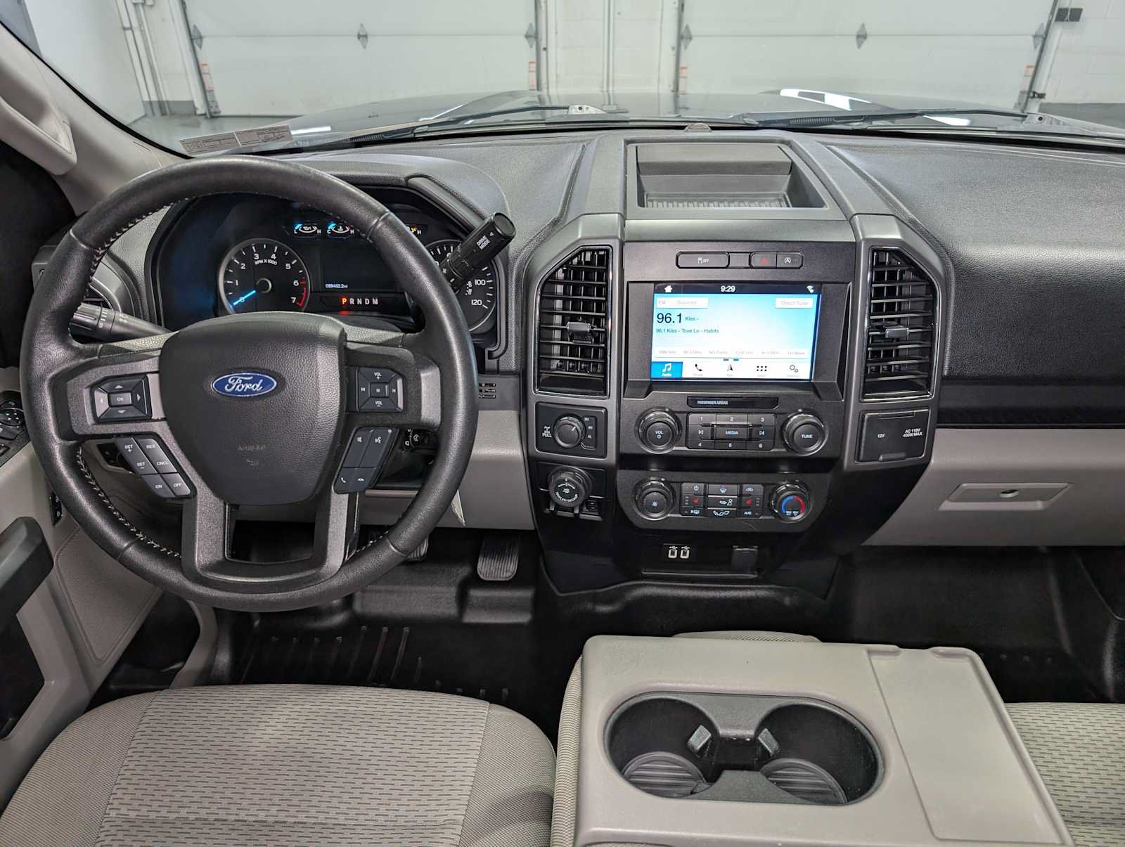 Used 2019 Ford F150 XLT w/ Equipment Group 302A Luxury AWD/4WD image 18