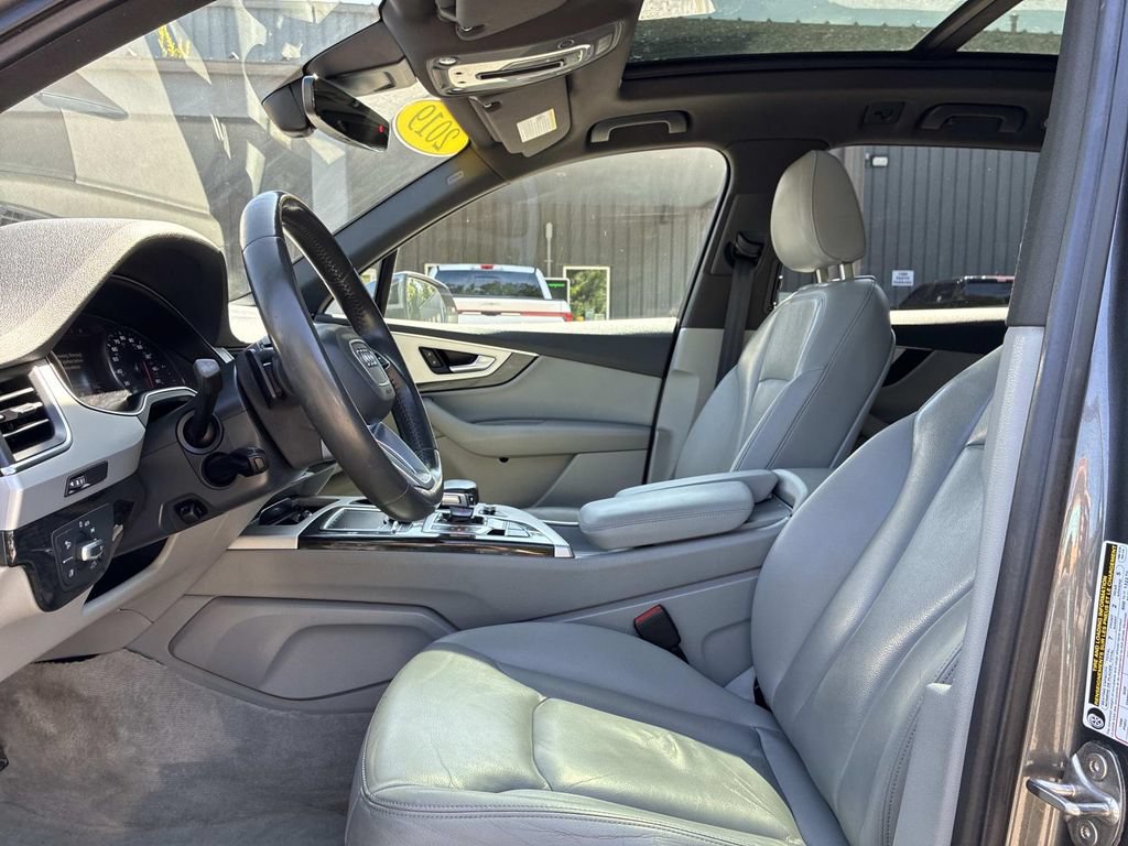 Used 2019 Audi Q7 2.0T Premium AWD/4WD image 25