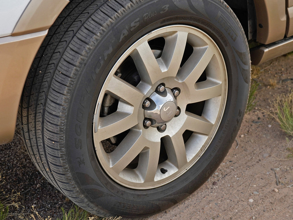 Used 2013 Ford Expedition EL King Ranch RWD image 14