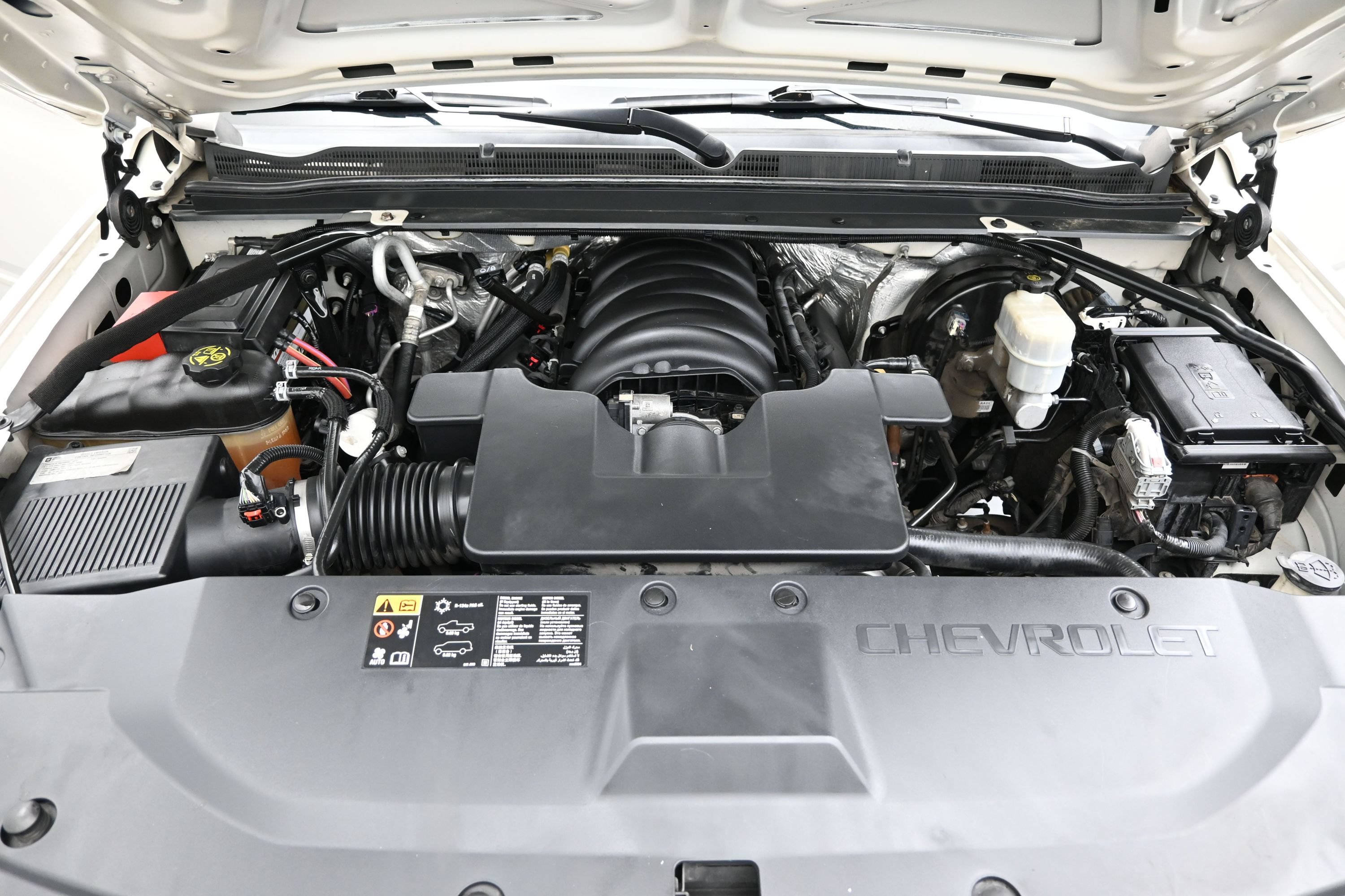 Used 2015 Chevrolet Suburban LTZ AWD/4WD image 8