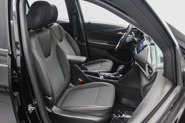 Used 2021 Buick Encore GX Select w/ Sport Touring Package FWD image 26