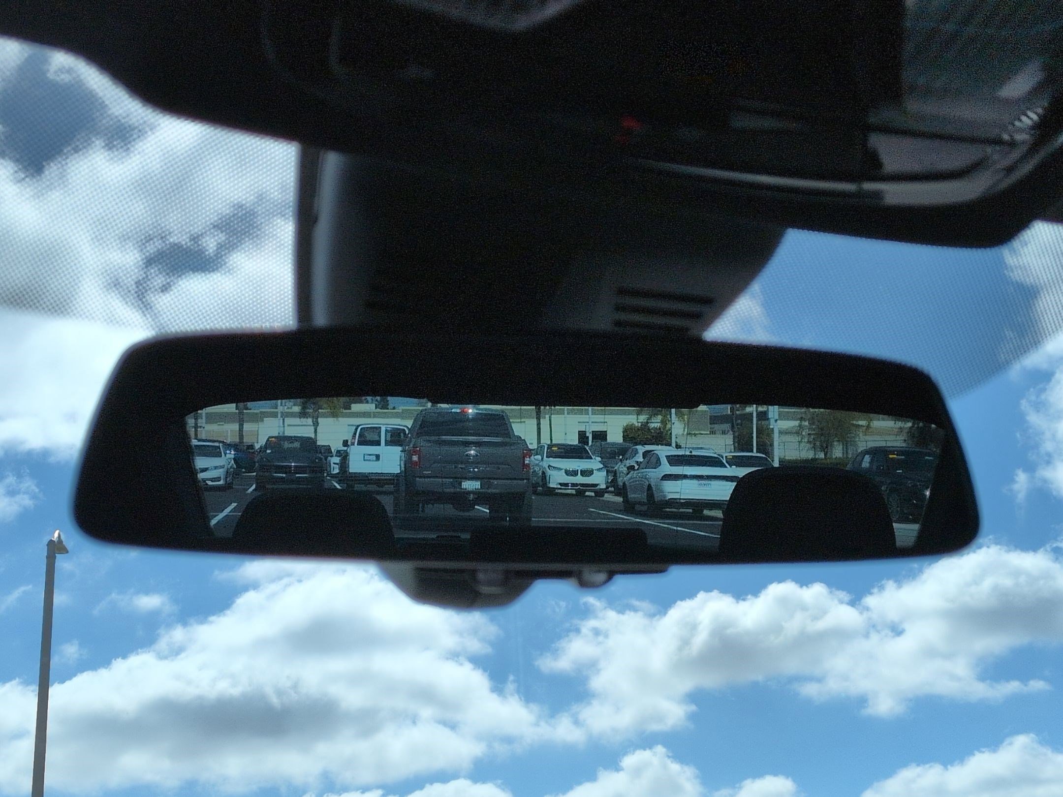 Certified 2024 BMW 330i Sedan w/ Convenience Package image 27