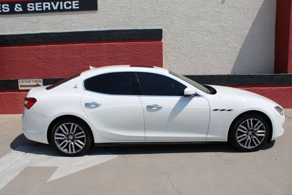 Used 2018 Maserati Ghibli image 1