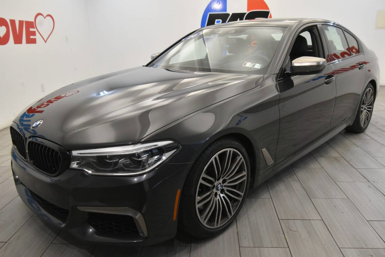 Used 2020 BMW M550i xDrive w/ Executive Package image 1