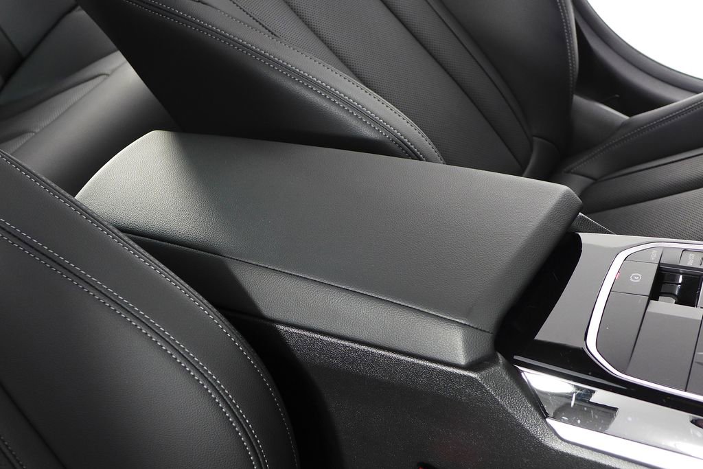 Certified 2023 BMW 330i Sedan w/ Driving Assistance Package image 16