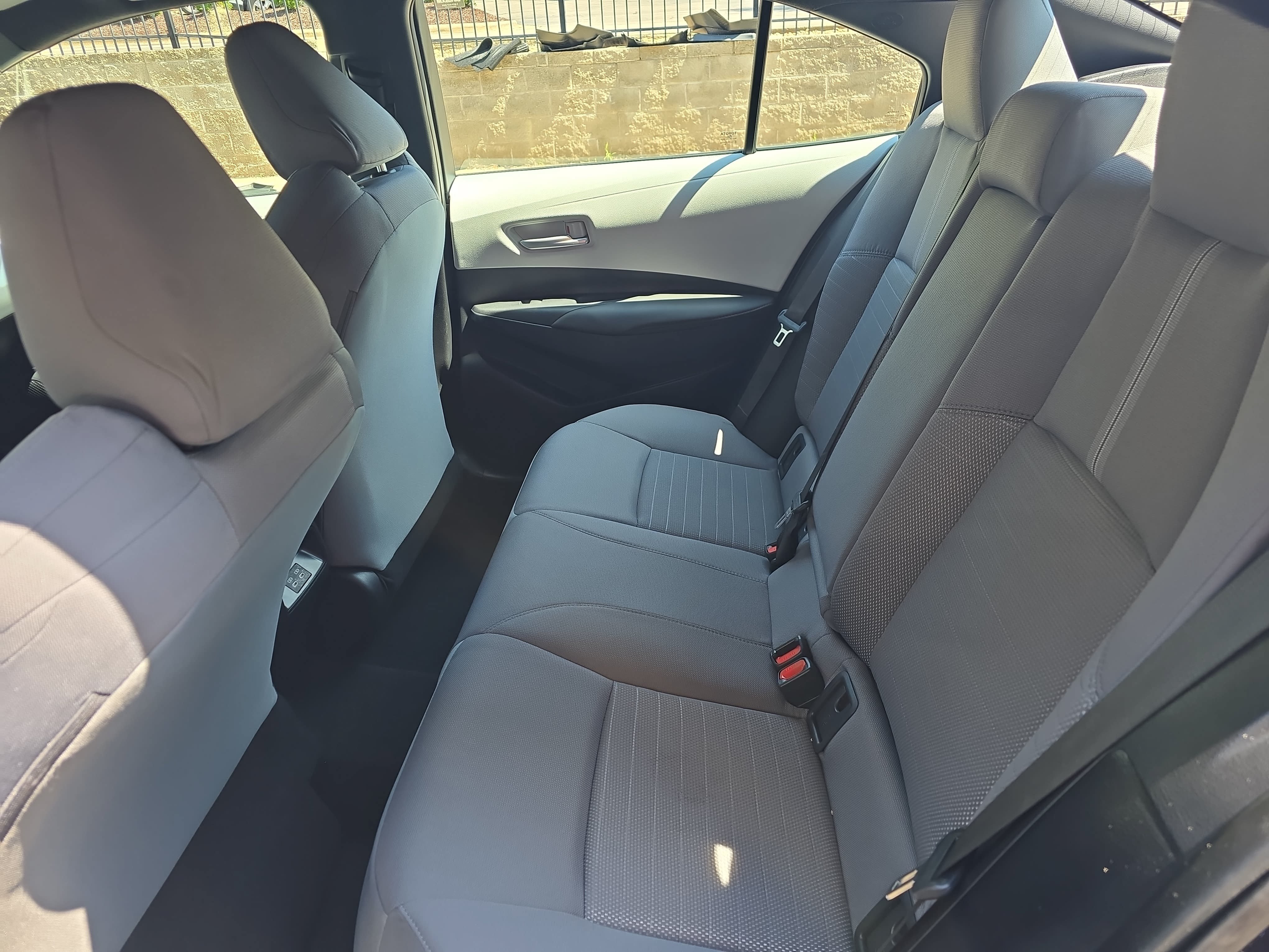 Used 2025 Toyota Corolla SE FWD image 13
