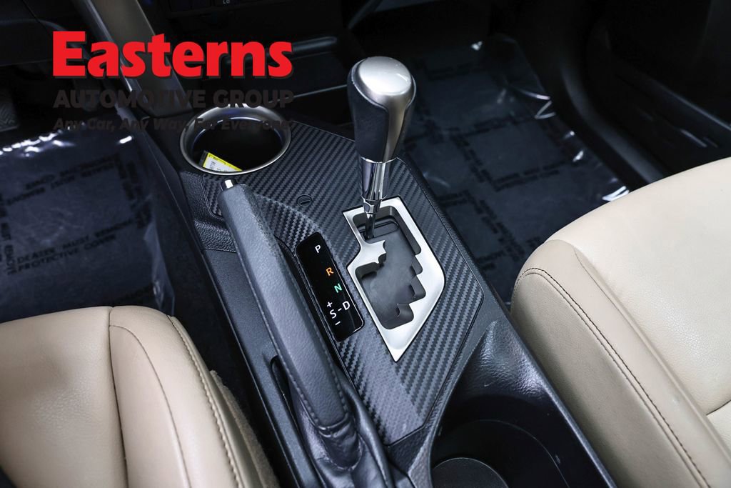 Used 2015 Toyota RAV4 Limited image 13