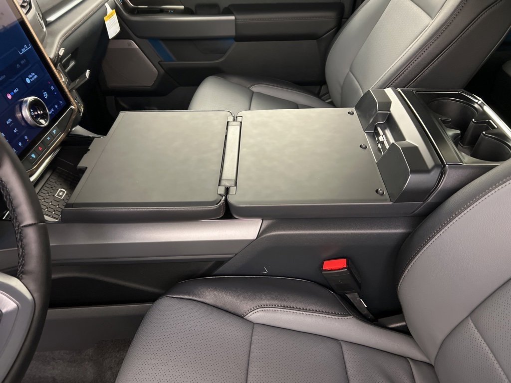 New 2025 Ford F150 Lightning Lariat image 26