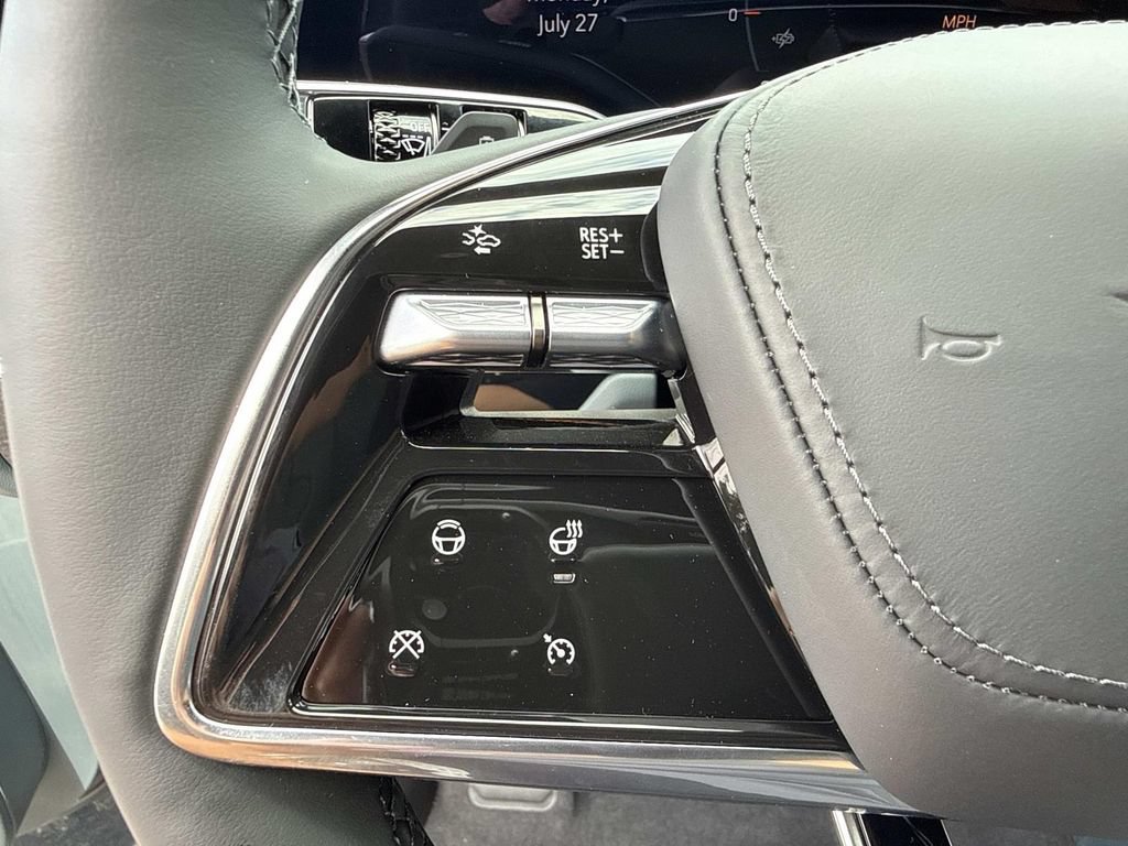 New 2026 Cadillac Lyriq Signature Luxury w/ Nappa Leather Package RWD image 30