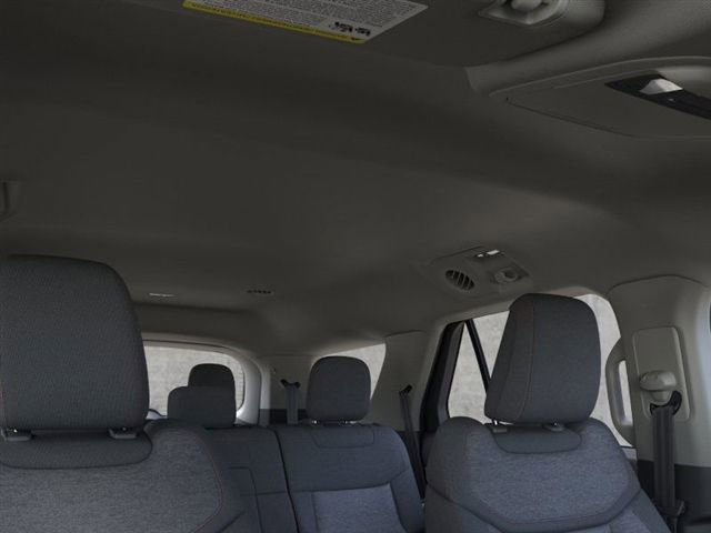 Used 2025 Ford Explorer Active image 22