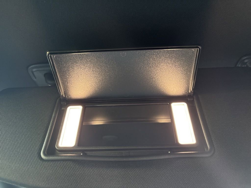 New 2025 Jeep Grand Cherokee Limited image 27