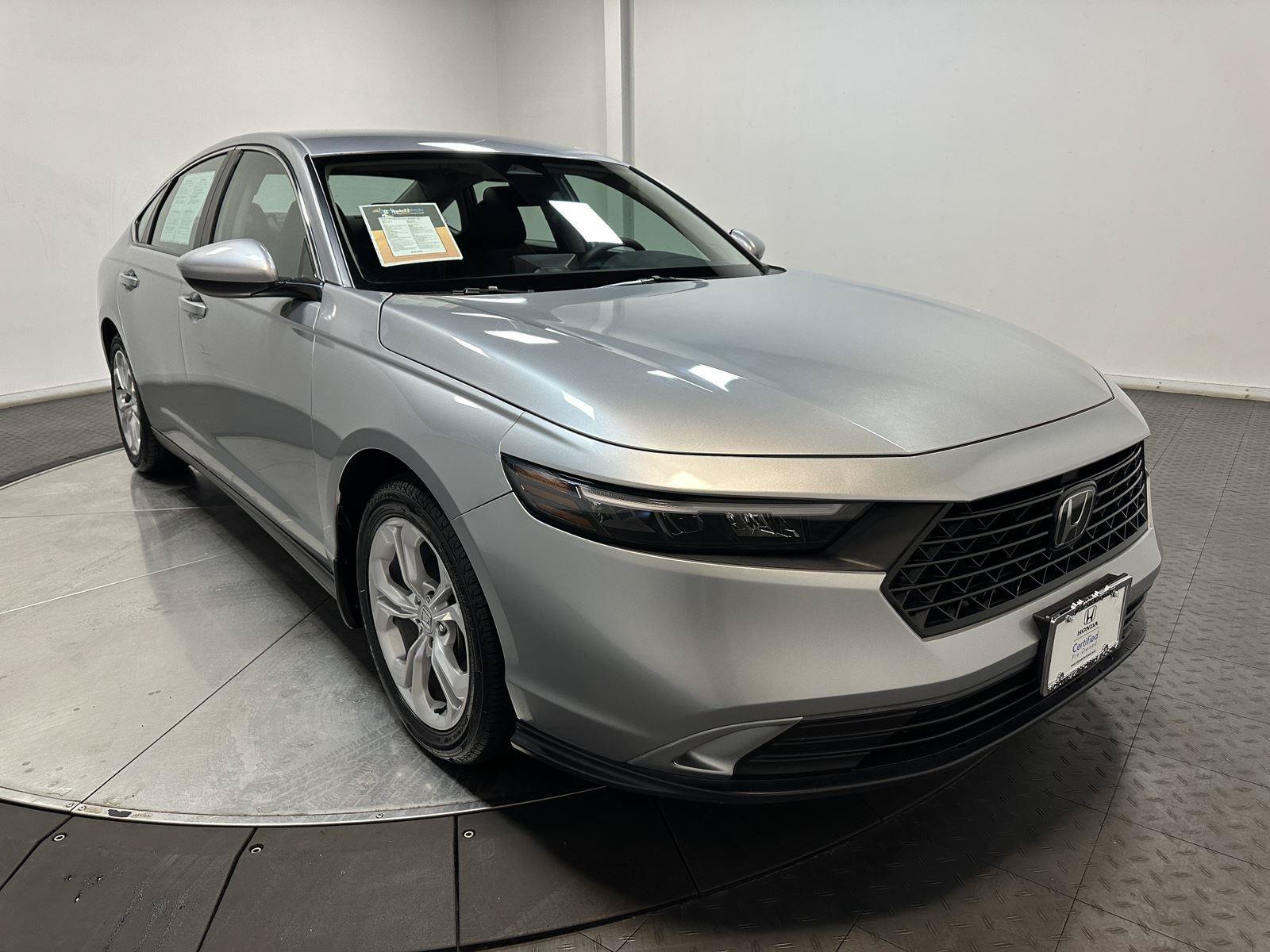 Certified 2023 Honda Accord LX image 2