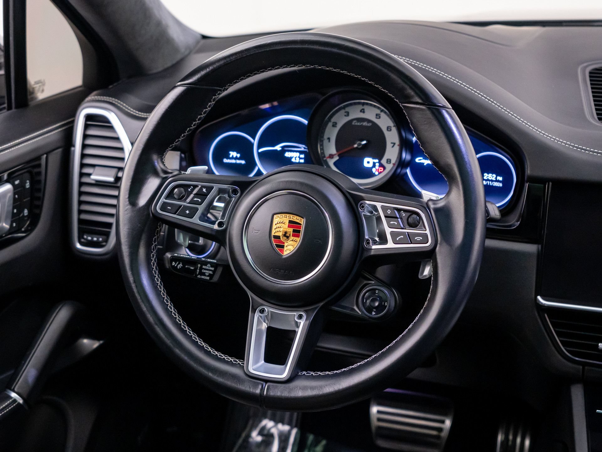 Used 2022 Porsche Cayenne Turbo AWD/4WD image 12