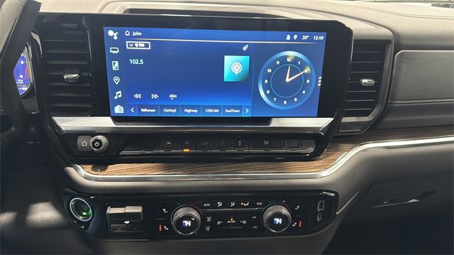 Used 2024 Chevrolet Silverado 1500 LT w/ Leather Package image 18