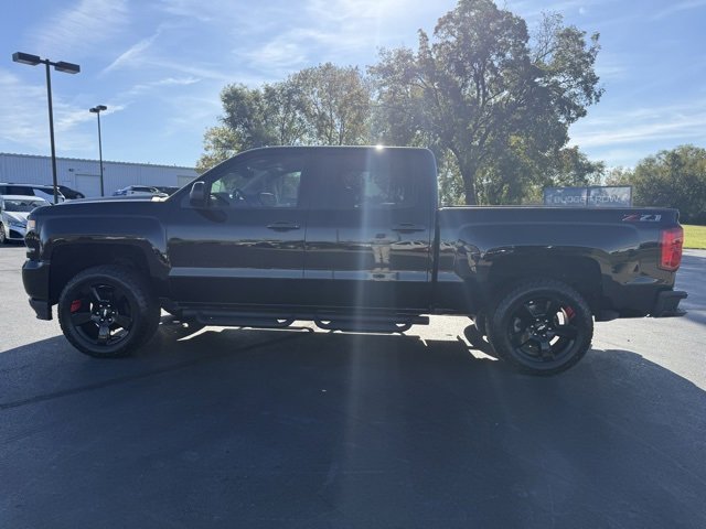 Used 2018 Chevrolet Silverado 1500 LTZ Z71 w/ Redline Edition image 4