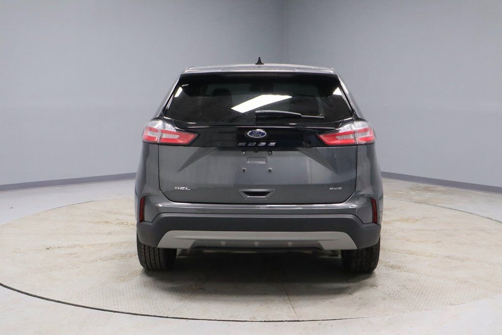 Used 2023 Ford Edge SEL image 10