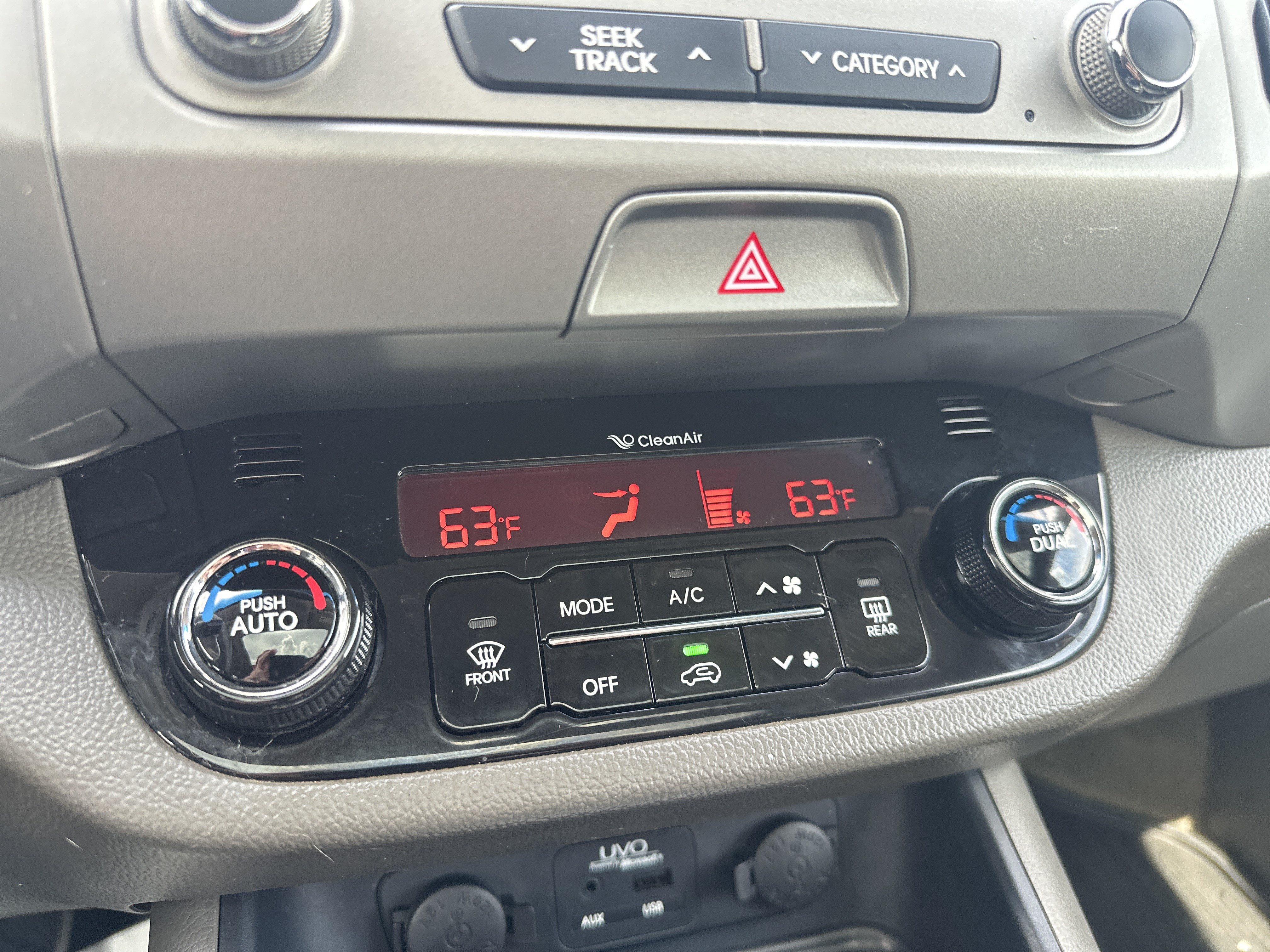 Used 2013 Kia Sportage EX w/ EX Premium Pkg AWD/4WD image 17