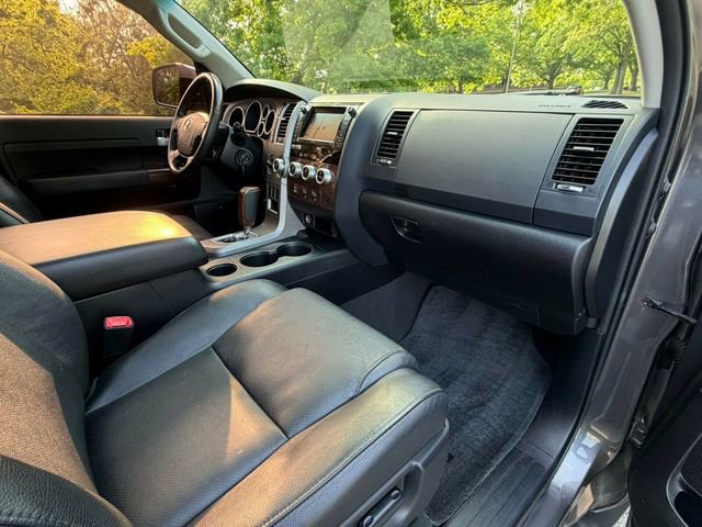 Used 2012 Toyota Tundra Limited image 30