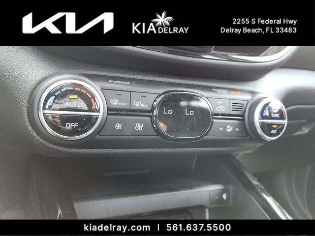 Used 2025 Kia Soul EX FWD image 24