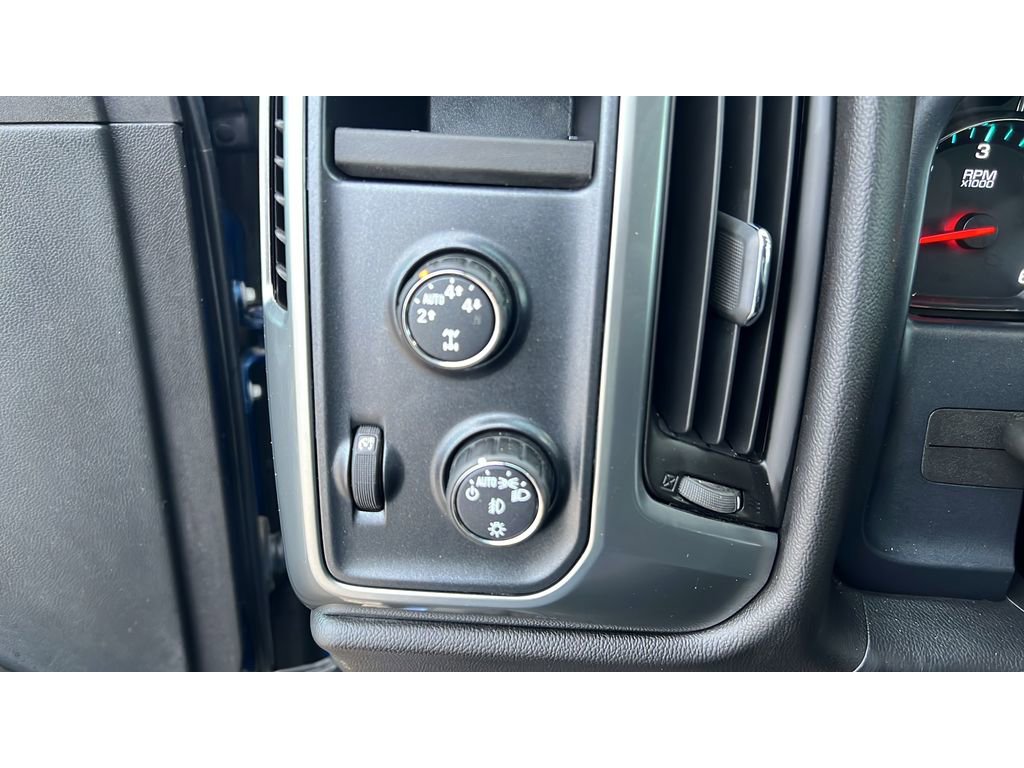 Used 2016 Chevrolet Silverado 1500 LT w/ All Star Edition image 23