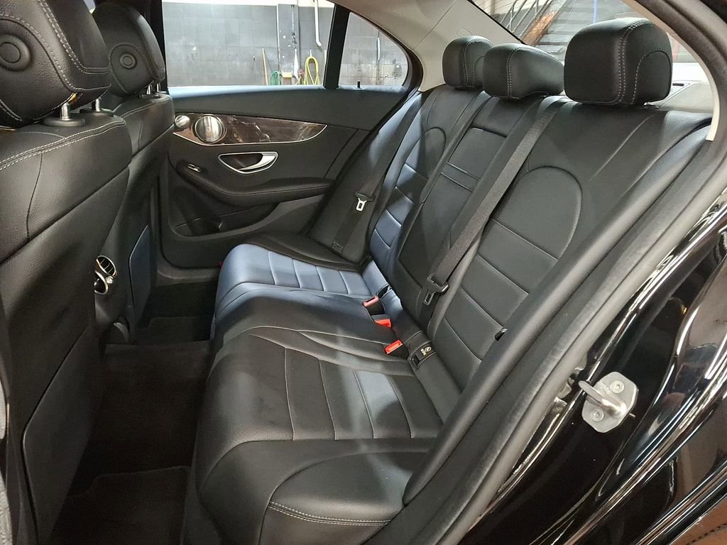 Used 2018 Mercedes-Benz C 300 4MATIC Sedan image 8