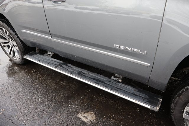 Used 2019 GMC Yukon Denali w/ Denali Ultimate Package image 25