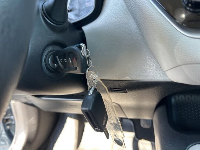 Used 2022 Toyota Corolla LE image 26