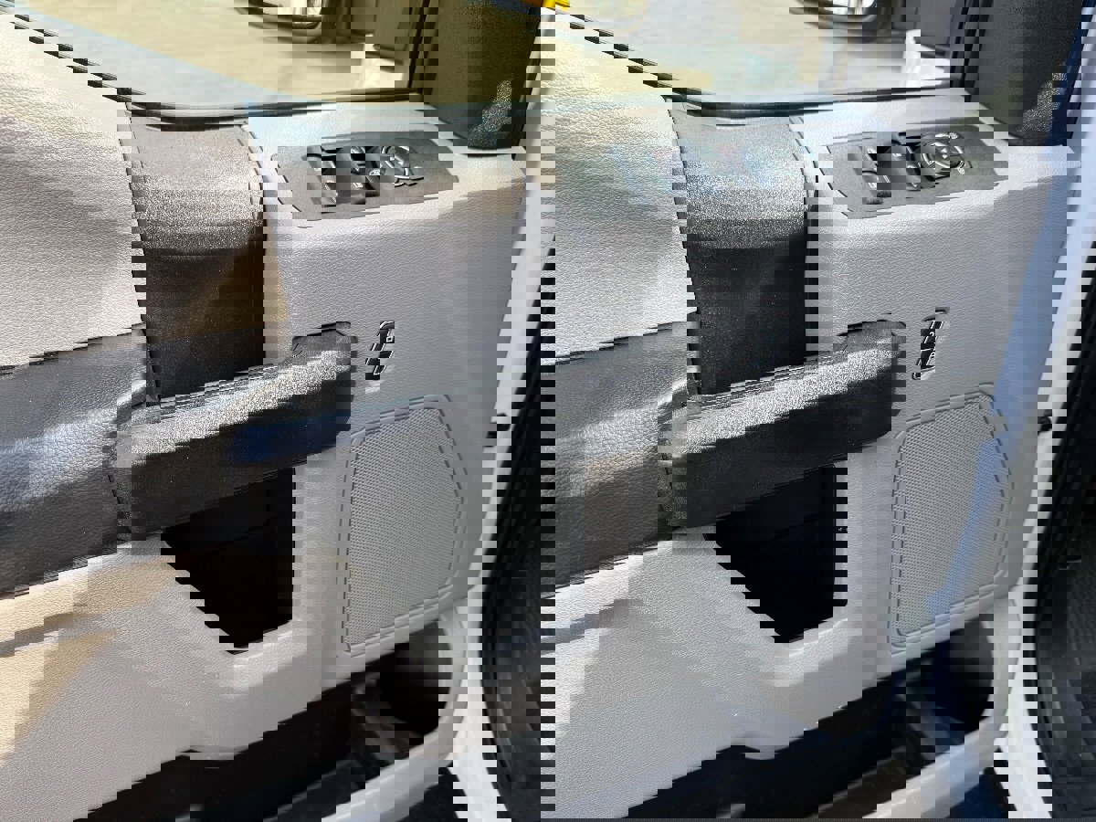 Used 2019 Ford F350 XL w/ Power Equipment Group image 17