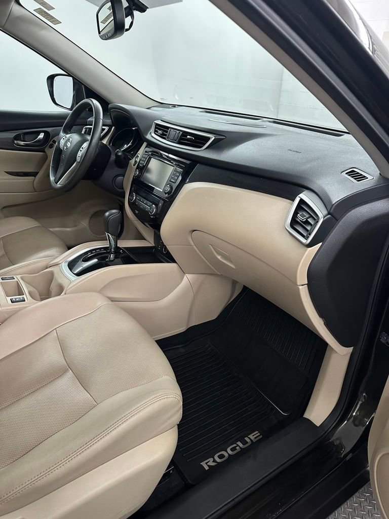 Used 2016 Nissan Rogue SL w/ SL Premium Package image 35