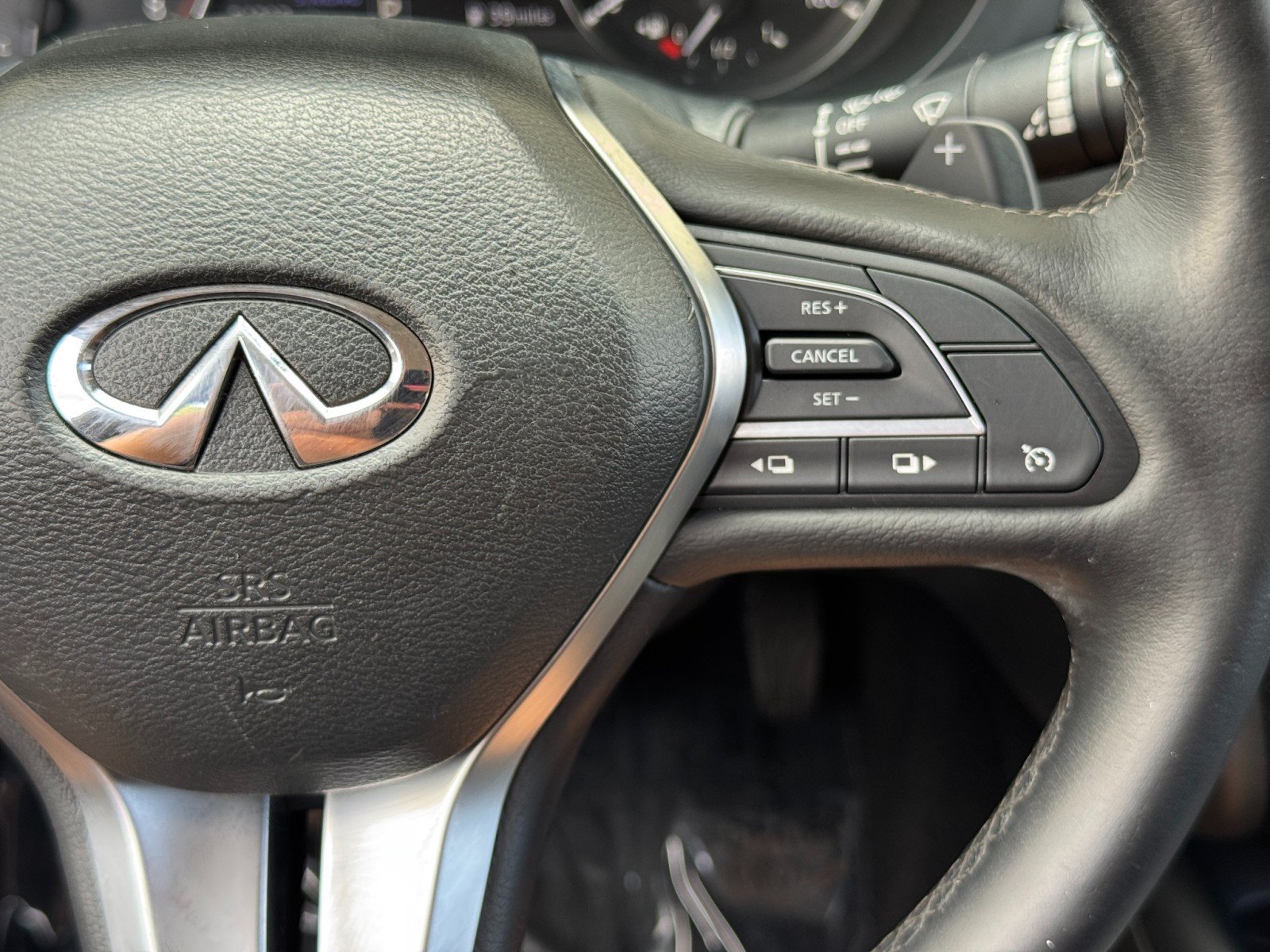 Used 2020 INFINITI QX50 Luxe w/ Navigation Package FWD image 21