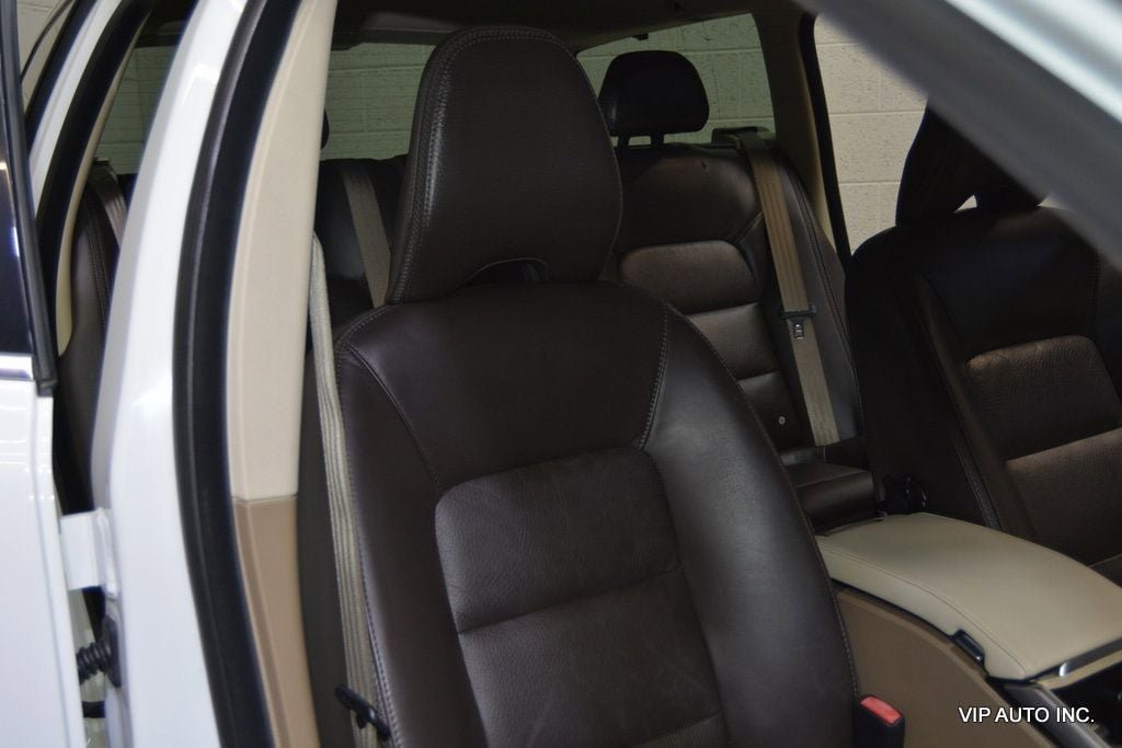 Used 2013 Volvo XC70 3.2 FWD image 16